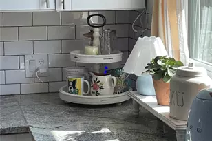 1213 S 31st St, Beverly Hills, TX 76711 - Photo 7