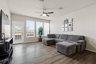 1857 Brookview Dr, Carrollton, TX 75007 - Photo 9