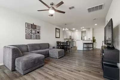 1857 Brookview Drive, Carrollton, TX 75007 - Photo 11