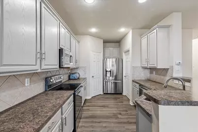 1857 Brookview Drive, Carrollton, TX 75007 - Photo 15