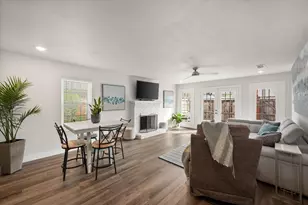 1049 Roaring Springs Rd, Fort Worth, TX 76114 - Photo 5