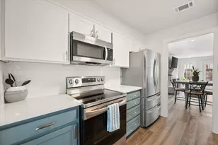 1049 Roaring Springs Rd, Fort Worth, TX 76114 - Photo 11