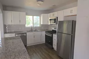 3727 Golden Hills Dr, Dallas, TX 75241 - Photo 5