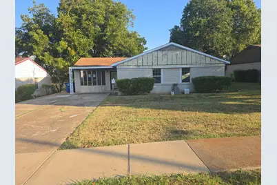 3727 Golden Hills Drive, Dallas, TX 75241 - Photo 1