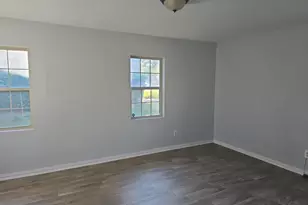 3727 Golden Hills Dr, Dallas, TX 75241 - Photo 11