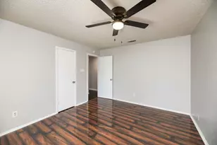 8013 Emerald Hills Way, North Richland Hills, TX 76180 - Photo 13