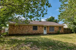 8013 Emerald Hills Way, North Richland Hills, TX 76180 - Photo 27