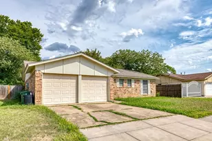 8013 Emerald Hills Way, North Richland Hills, TX 76180 - Photo 3