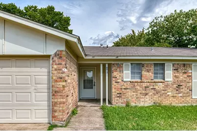 8013 Emerald Hills Way, North Richland Hills, TX 76180 - Photo 5