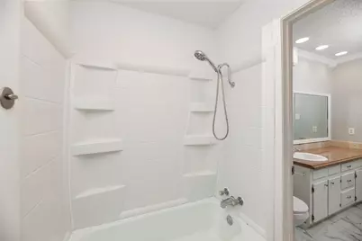 8013 Emerald Hills Way, North Richland Hills, TX 76180 - Photo 15