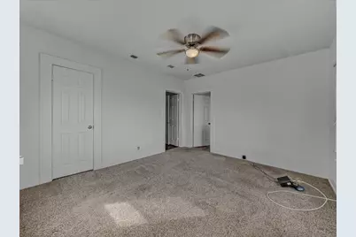 817 Marion Avenue, Fort Worth, TX 76104 - Photo 19