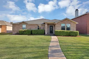 1120 Bumble Bee Dr, Lancaster, TX 75134 - Photo 25