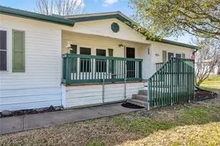 1681 Co Rd 2277, Quinlan, TX 75474 - Photo 33