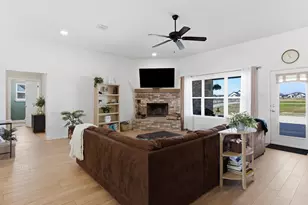 10205 Finch Rd, Sanger, TX 76266 - Photo 11