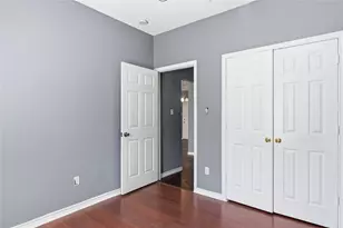 3122 Timber Creek Dr, Grand Prairie, TX 75052 - Photo 9