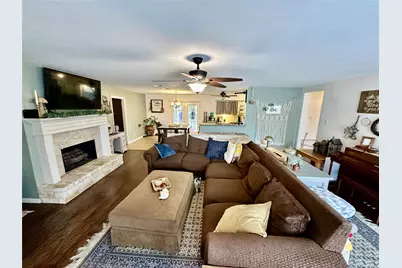 3920 Savannah Drive, Garland, TX 75041 - Photo 11