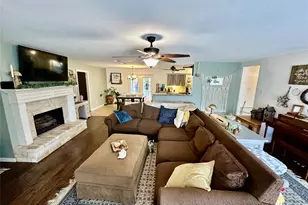 3920 Savannah Dr, Garland, TX 75041 - Photo 11