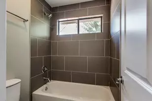 514 Hunters Glen St, Lewisville, TX 75067 - Photo 13