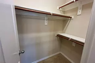 15826 Quorum Dr, Addison, TX 75001 - Photo 9