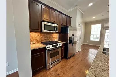 15826 Quorum Drive, Addison, TX 75001 - Photo 13