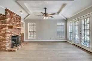 9519 Park Highlands Dr, Dallas, TX 75238 - Photo 9