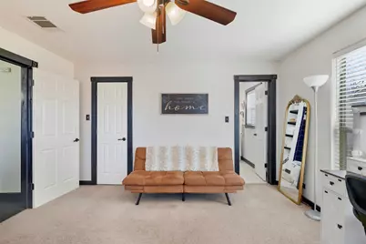 1015 N Howeth Street, Gainesville, TX 76240 - Photo 29