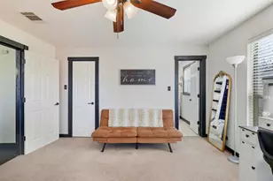 1015 N Howeth St, Gainesville, TX 76240 - Photo 29