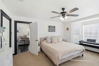 1015 N Howeth Street, Gainesville, TX 76240 - Photo 11