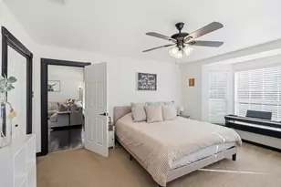 1015 N Howeth St, Gainesville, TX 76240 - Photo 11