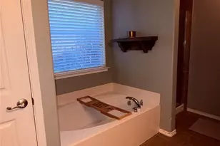 127 Sumac Dr, Waxahachie, TX 75165 - Photo 9