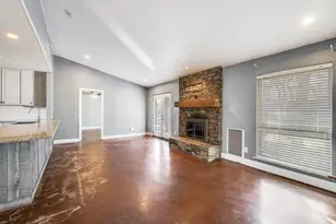 7021 Crabtree Ln, North Richland Hills, TX 76182 - Photo 9