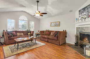 10117 High Bluff Dr, Fort Worth, TX 76108 - Photo 7