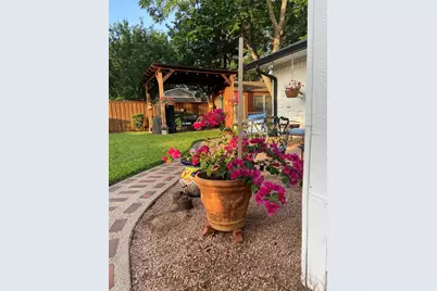 1710 N Dickerson, Pantego, TX 76013 - Photo 27