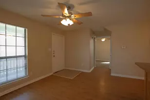 704 S Dewey Ave, Sherman, TX 75090 - Photo 3