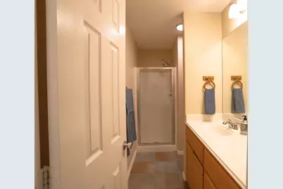 704 S Dewey Avenue, Sherman, TX 75090 - Photo 17