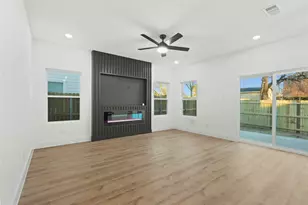 3702 Penelope St, Dallas, TX 75210 - Photo 5