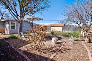 2209 N Mockingbird Ln, Abilene, TX 79603 - Photo 23