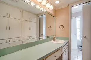 612 Melbourne Ct, Hurst, TX 76053 - Photo 13