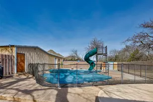 231 Hickory St, Lindsay, TX 76250 - Photo 29