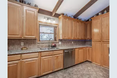 231 Hickory Street, Lindsay, TX 76250 - Photo 9