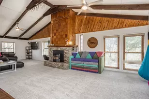 231 Hickory St, Lindsay, TX 76250 - Photo 3