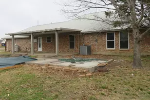 108 Creekview Cir, Maypearl, TX 76064 - Photo 17