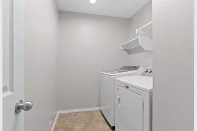 2220 Stoneleigh Place, McKinney, TX 75071 - Photo 17