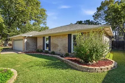 2217 Honey Creek Lane, Arlington, TX 76006 - Photo 23