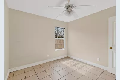 818 19th Street, Grand Prairie, TX 75050 - Photo 21
