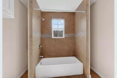 818 19th Street, Grand Prairie, TX 75050 - Photo 23