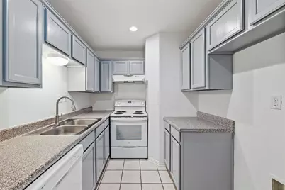 808 Betty Court, Hurst, TX 76053 - Photo 7