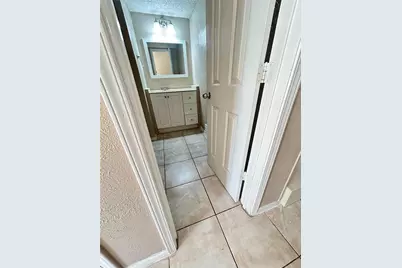 2818 S Fielder Road, Arlington, TX 76015 - Photo 9