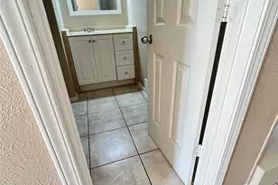 2818 S Fielder Rd, Arlington, TX 76015 - Photo 9