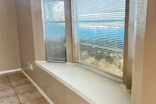 2818 S Fielder Rd, Arlington, TX 76015 - Photo 5